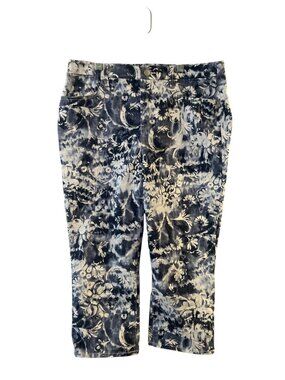 Chico's Girlfriend Slim Leg Capri Stretch Fabric Chico's Size 1 (US 8-10))
